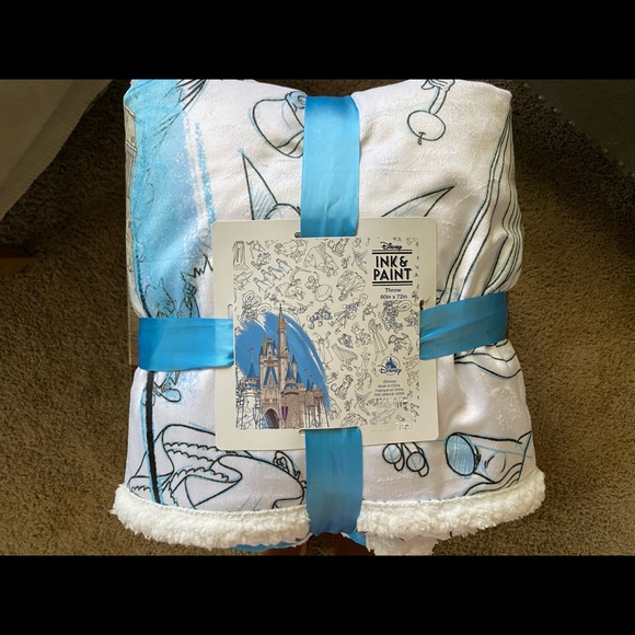 Splash mountain ink and paint Disney throw - Picture 2 of 3